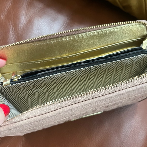 Steve Madden clutch - Picture 3 of 4